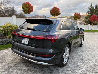 2020 Audi E tron 50 - 7