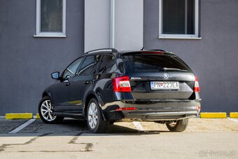 Škoda Octavia Combi 2.0 TDI Style DSG - 7