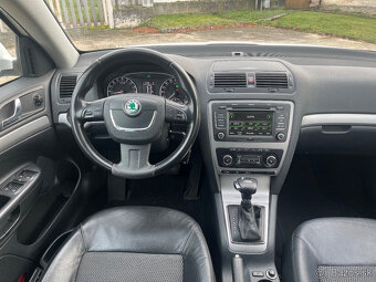 Skoda Octavia 2 2.0 TDI DSG elegance r.v 2012 xenon top stav - 7