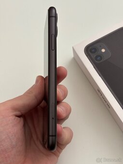 IPhone 11 64GB. Ideálny stav - 7