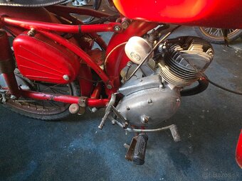 Benelli Pesaro 125 ccm - 7