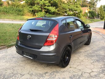 HYUNDAI I30 1.4 i 16V CVVT Benzin - 7