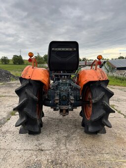 japonsky malotraktor Kubota b7001 - 7