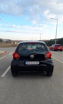 Toyota Aygo 1.0 benzín 2007 - 7