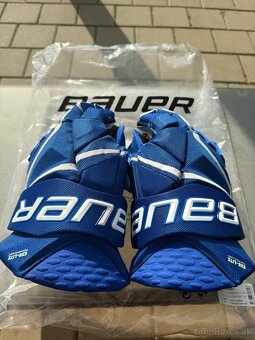 Rukavice Bauer Hyperlite červené , modré 14” - 7