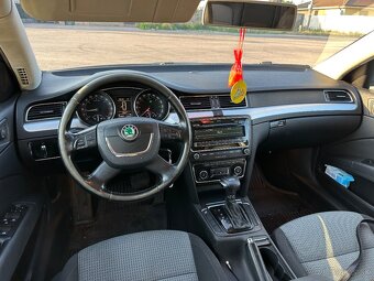 Škoda Superb 2.0 TDI CR 125kw DSG - 7