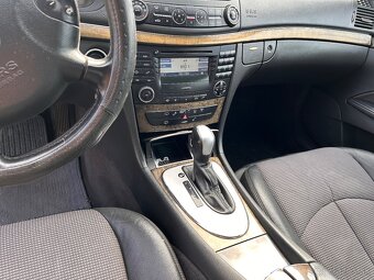 Mercedes-Benz E 270 CDI kombi - 7