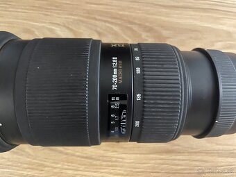 Predám Canon EOS 7D + grip + SIGMA 70-200mm f2.8 macro - 7