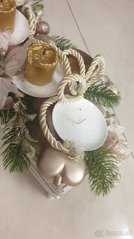 adventný vianočný sviatočný veniec   +  ozdobné hviezdy z dr - 7