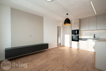 NOVINKA - štýlový 3i 61 m2 + balkón - Dubnica nad Váhom - 7