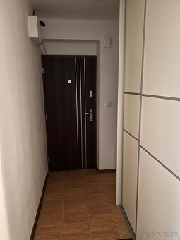 Prenajom 2 izbového bytu - 7