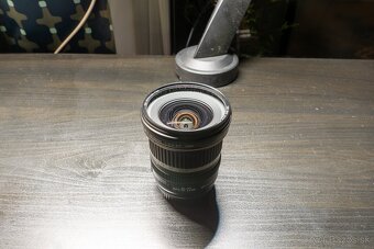Canon EOS 80D + original battery grip + CANON EF-S 10-22 mm - 7