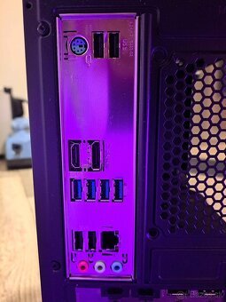 Herný PC, Radeon RX 7600 XT 16GB, AMD 9gen 5900X, 32GB RAM - 7