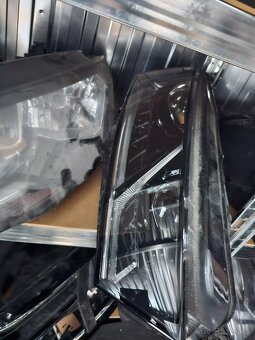 Octavia IV Svetlo , naraznik, celo, kapota dvere blatnik, - 7