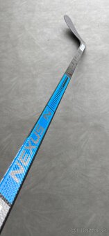 NOVA ✅BAUER NEXUS LEAGUE SR LEFT/LAVACKA_flex 102 P92 - 7