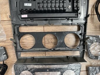 Android rádio 10” - 7