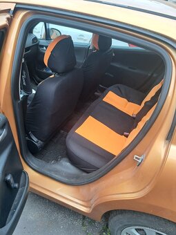 Peugeot 207 - 7