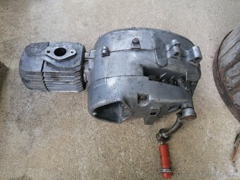 Predám motor na Jawa 20, 21, 23 pionier mustang - 7