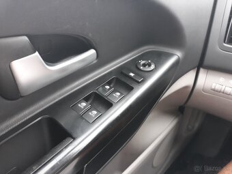 Predám Kia Ceed 1.6. CRDI diesel 85 kw rok 11/2008 - 7