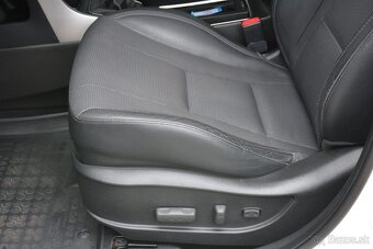 Hyundai i30 CW 1.6 CRDi, SR voz, 1. maj, TOP výbava, DPH - 7