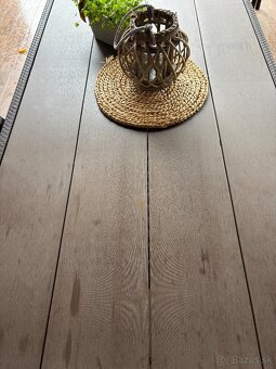 Stoličky keter a stôl z JYSK, zájradný nábytok - 7