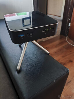 prenosný projektor s akumulátorom (vstavanou batériou) - 7