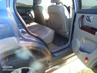 Predám Kia Sorento 4x4 - 7