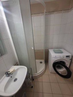 Prenájom veľkého 2.izb.Bytu Nitra - Klokočina. - 7