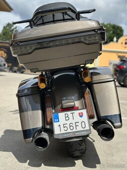 Harley-Davidson CVO Street Glide 117 - 7