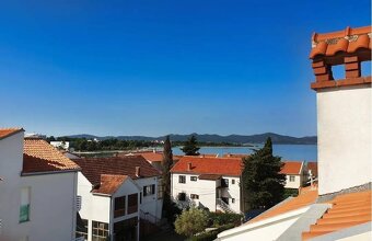 CHORVÁTSKO - Apartmánový dom na predmestí Zadaru - DIKLO - 7