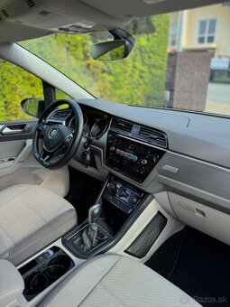 VW Touran 2.0TDI DSG - 7