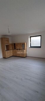 TUreality predava zaujimavy dvojgeneracny dom za super... - 7