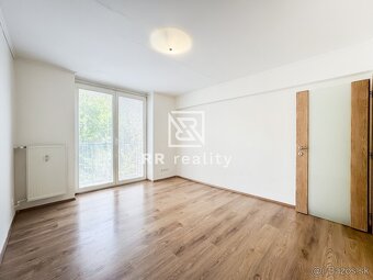 1-izbový byt 40m2 , kompl. rekonštrukcia, Košice-Staré mesto - 7