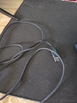 Predávam hernú myš roccat kone pro air za 60eur. - 7