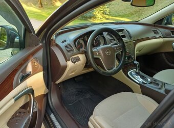 Opel Insignia ST 2.0CDTi 118Kw A/T EXCLUSIVE R.V.10/2011 - 7