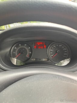Renault Clio 1.2 16v hatchback 5-dverový - 7