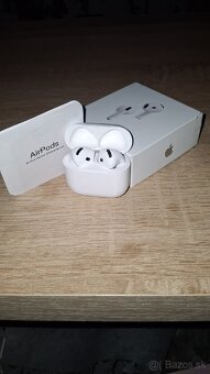 AirPods 4 s ANC - 7