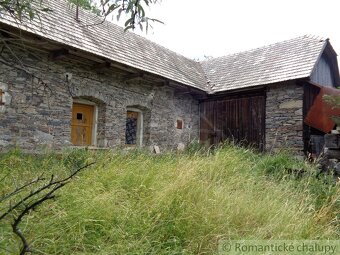 VÝRAZNE ZNÍŽENÁ CENA - Pôvodné gazdovstvo v peknom prostre - 7