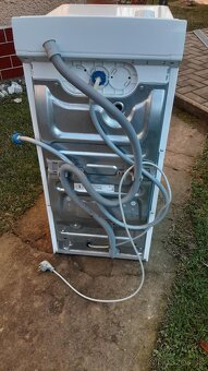 Práčka Elektrolux Flexcare - 7