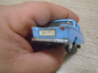 Stará hračka Fiat 1300 KDN - 7