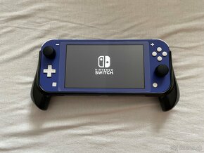 Nintendo Switch lite Blue 2023 - 7