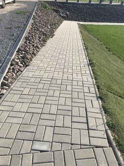 Čistenie zámkovej dlažby, čistenie striech a fasad - 7