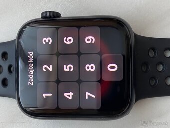 Apple watch SE 44mm - 7
