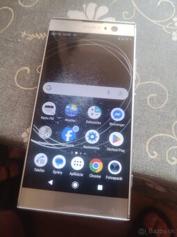 Predám Sony Xperia XA2 - 7