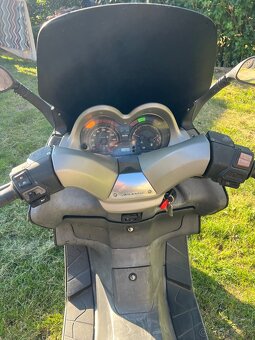 Predam skuter Aprilia Atlantic 125 - 7