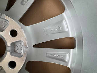 Aries 5x112 R17 7Jx17 ET46 Škoda Octavia 4 NOVÉ - 7