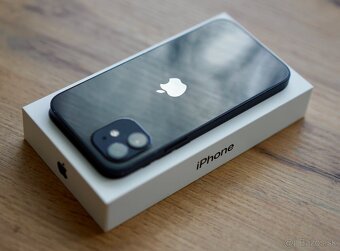 Repasovaný iPhone 12 128GB Black,  v záruke - 7
