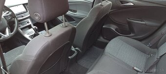 Opel Astra Sport Tourer 1.6 CDTI 110k Dynamic REZERVOVANÉ - 7