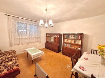 REZERVOVANÉ Predaj- rodinný dom v obci Trávnica - 7