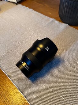 Sony FE - Zeiss Batis 25mm f2 - 7